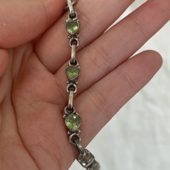 PERIDOT GEMSTONE BRACELET - Picture 3 of 5